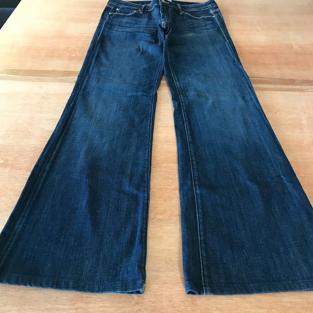 MOTHER Women's Flare Jeans The Wilder Love Potion No. 9. Low rise. Size 29.